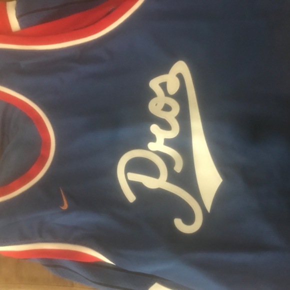 Nike jersey - Picture 2 of 2